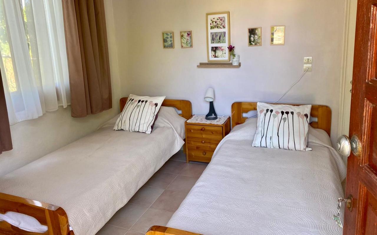 Pitsa'S Rooms Tsonia Екстер'єр фото